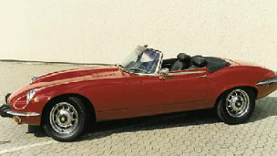 jaguarredcab.jpg